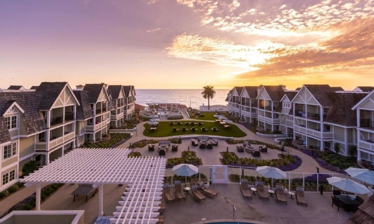 Carlsbad Village Resort | 30% off Carlsbad Inn Beach Resort 1BR Sat 8/22/2026 - Sat 8/29/2026