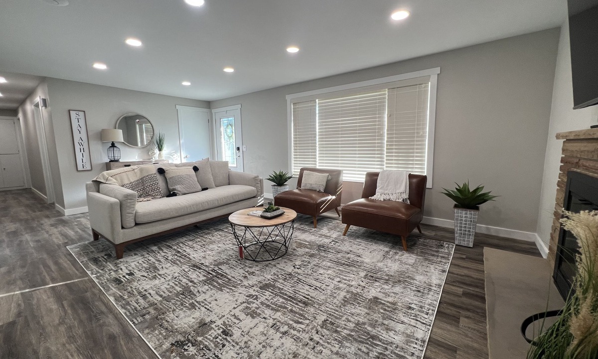 Salt Lake City House | 5BR Family Home Sleeps 11 Game Room Near Ski Resorts & Downtown SLC