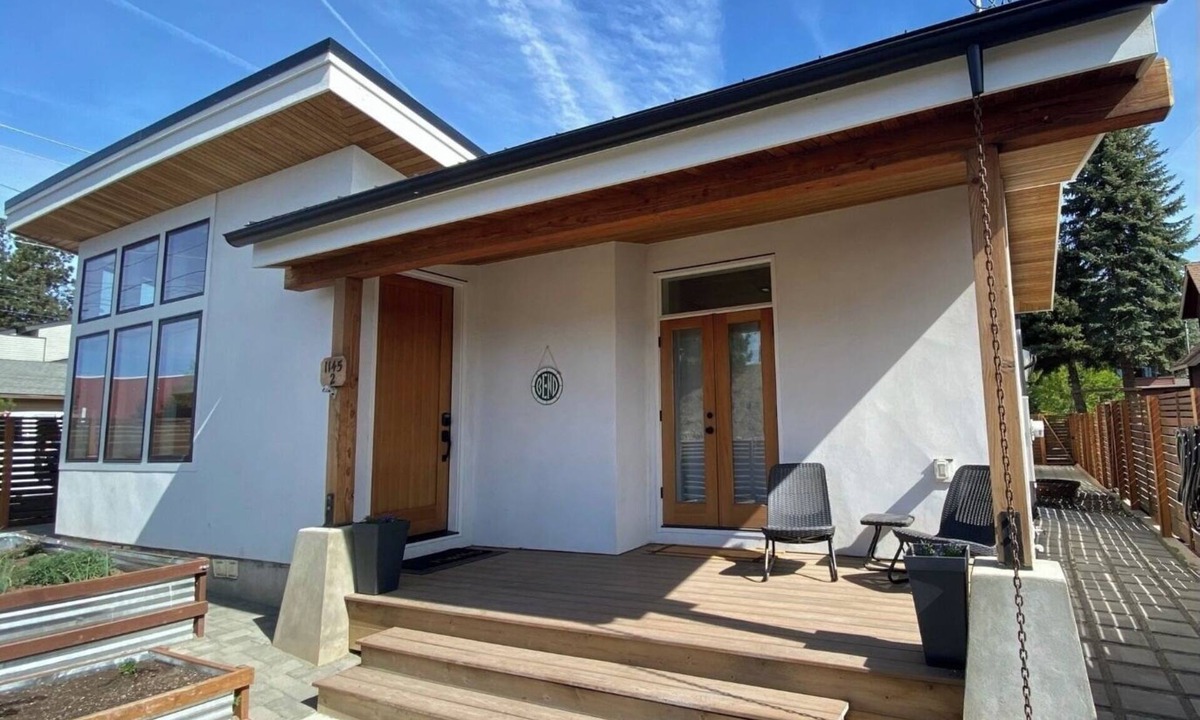 River West House | Base Camp for Bend Explorers