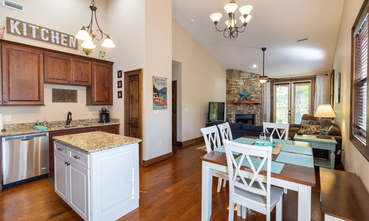 Cullowhee House | Berry Patch - Modern Townhome in Small Resort Community with Pool