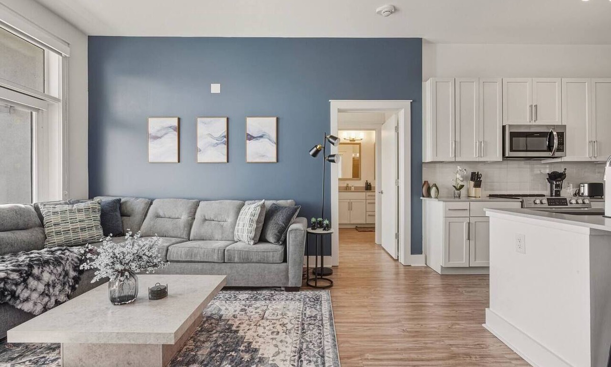 Second Ward Apartment | Blue Haven - Pool, City Views, Free Parking