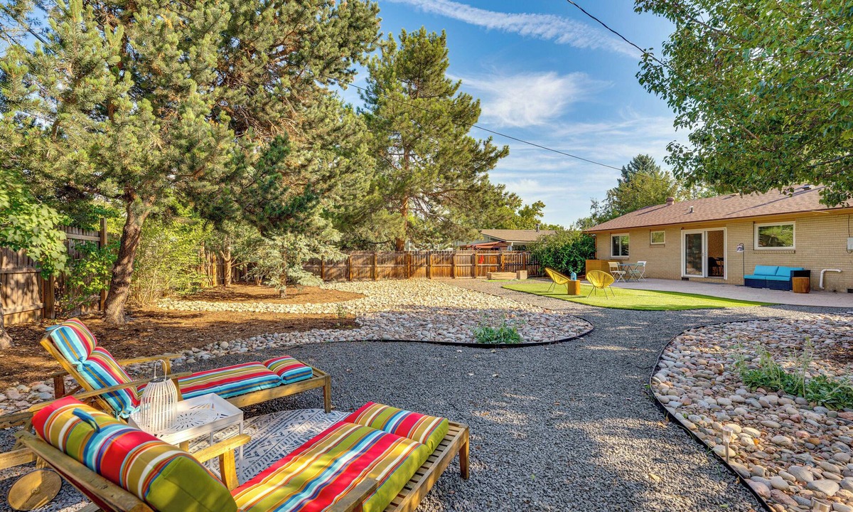 Baseline Sub House | Central Boulder Home w/Outdoor Oasis, Walk to CU!