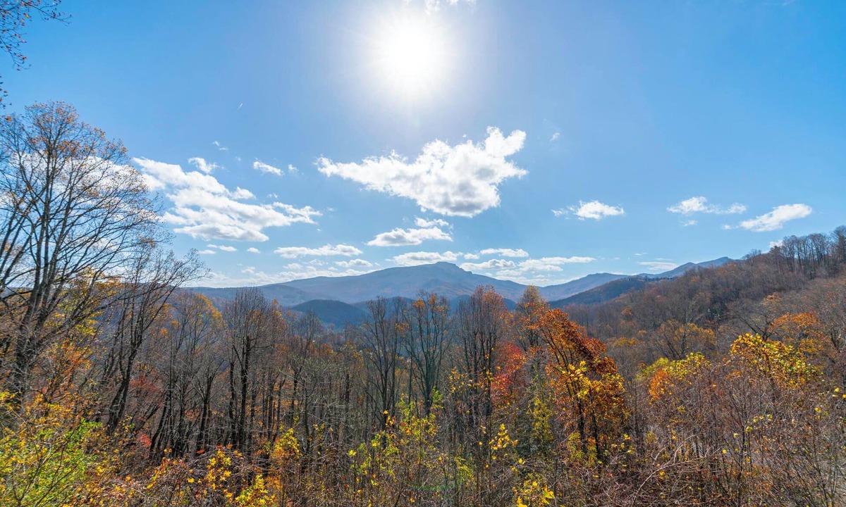 Boone Condo | Chalakee Lodge CB-2- Mountain View, Gated Resort, Indoor/Outdoor Pools & Hot Tub