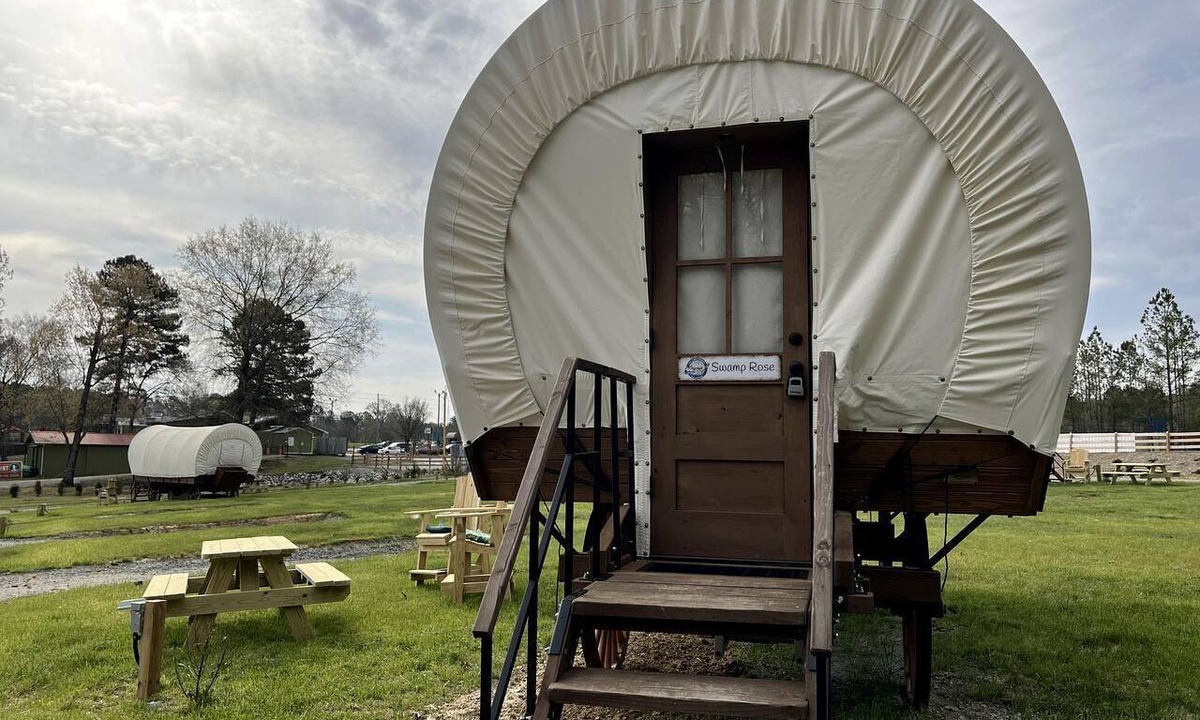 Lillington House | Charming Covered Wagon Retreat for Four in Lillington, North Carolina
