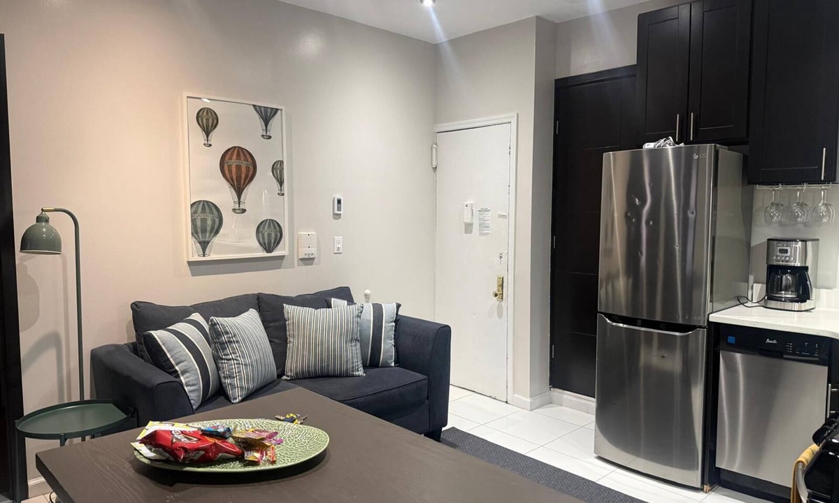 Bloomingdale Apartment | Discover the Comfort of Columbia University Area-1