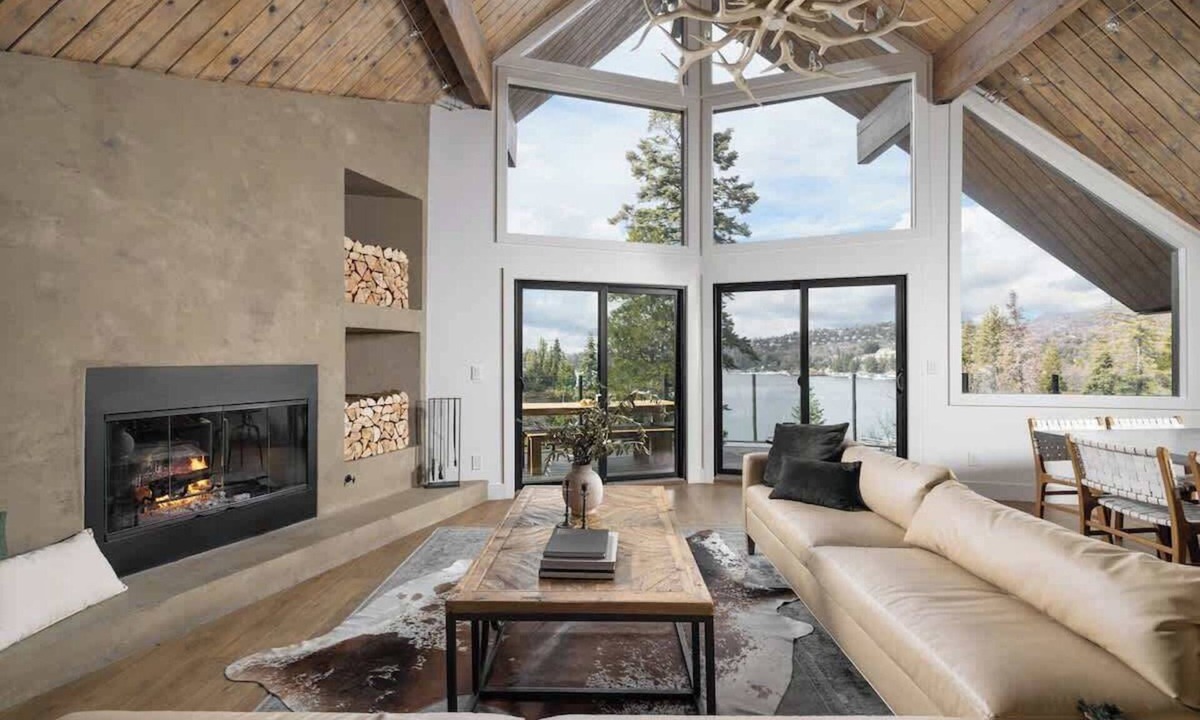 Cedar Glen House | Emerald Point Retreat, lakefront with dock!