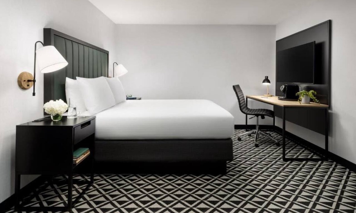 Brookline Hotel | Experience Brookline Charm in a Modern Comfortable Room!