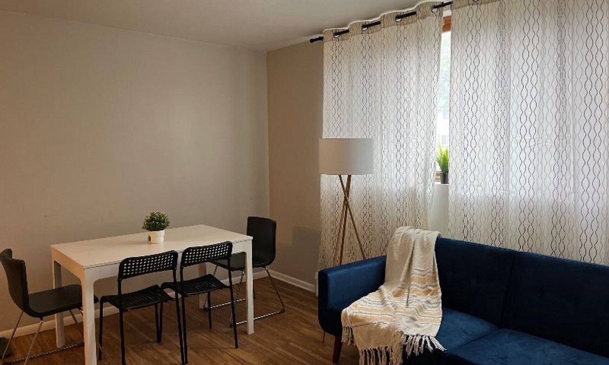 Wenonah Apartment | Extended Stay 2-bedroom full kitchen near MOA/Airport - Garden Level