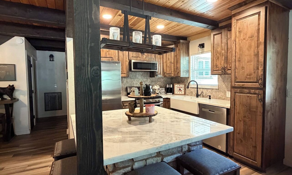 North Fork Cabin | Fantastic 5-bedroom cabin in North Fork perfect for relaxing getaways