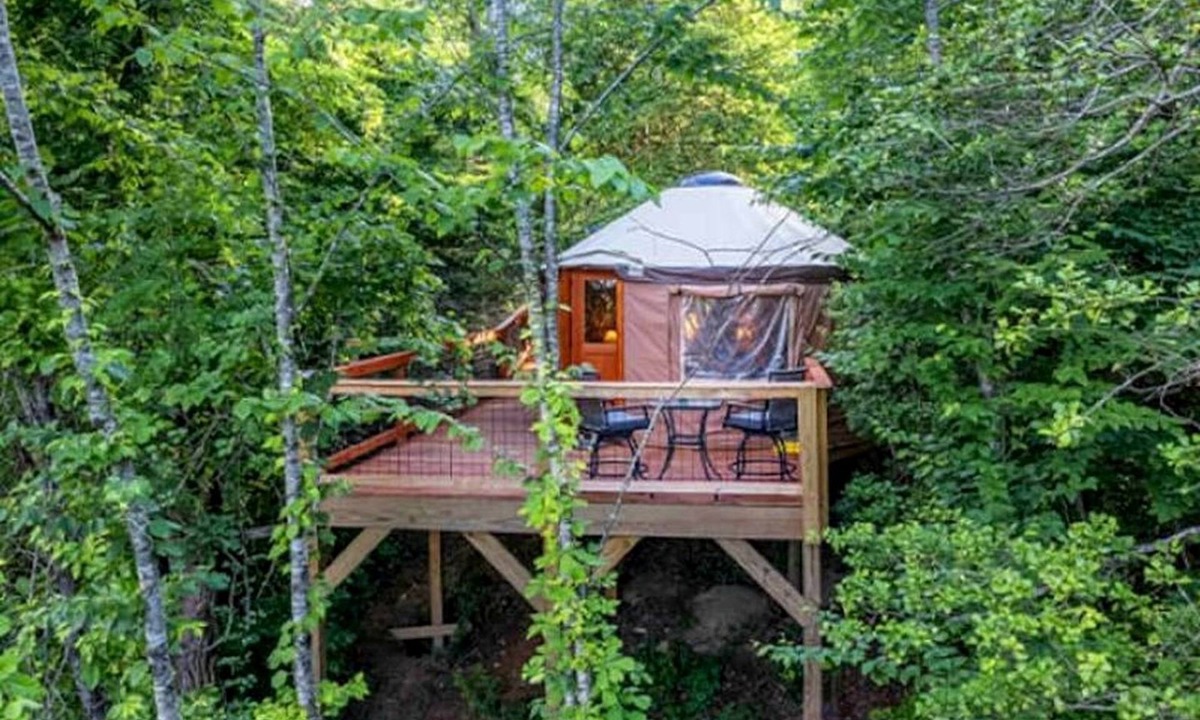 Cullowhee House | Gorgeous Cozy Yurt for a Unique Romantic Glamping Experience near Cullowhee, North Carolina
