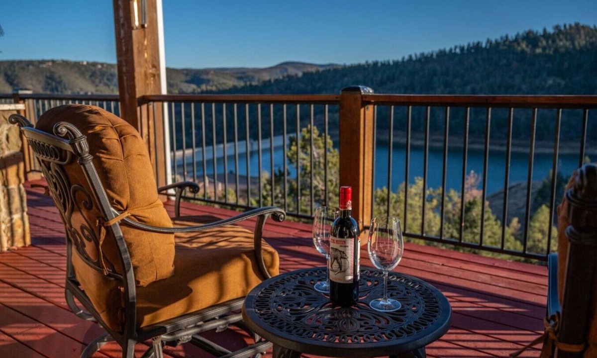 Ruidoso House | Grindstone Lake Lodge -Views-Family Reunion Ready