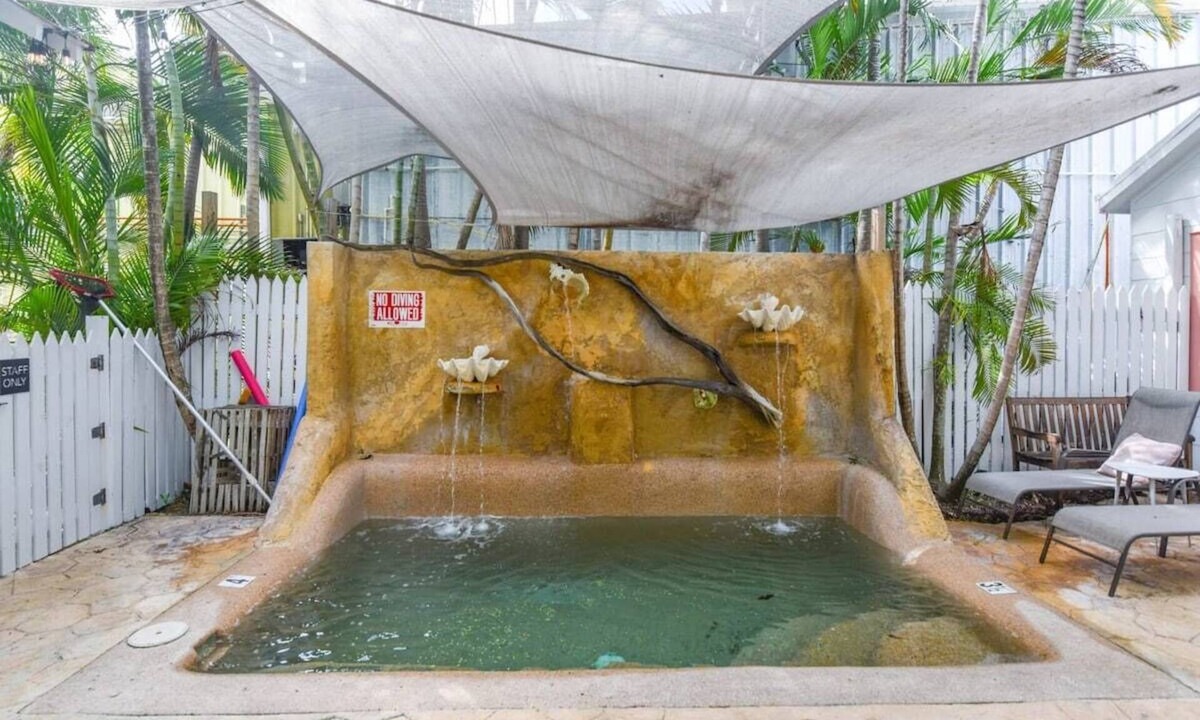 Historic Seaport Villa | Harbor Walk Hideaways - The Pilar's Cottage | Downtown with Pool
