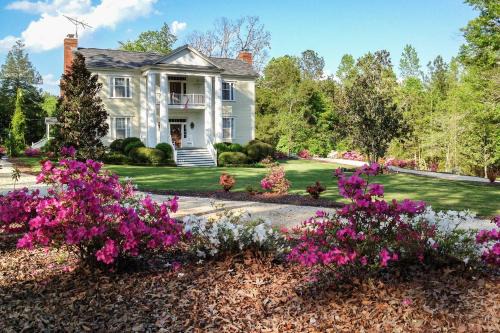 Lafayette House | Historic 1840's Estate on 20 Acres w/Guest House