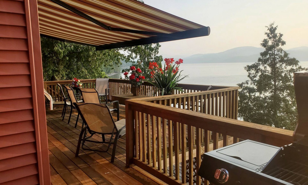 Addison House | Lake Champlain Home- Pvt Beach & Dock - 350K in Upgrades - Incredible Property
