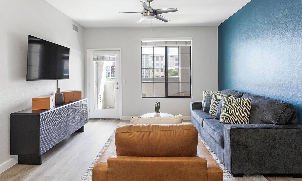 Rhodes Ranch Apartment | Landing | Spectacular 2BD, Gym, Clubhouse