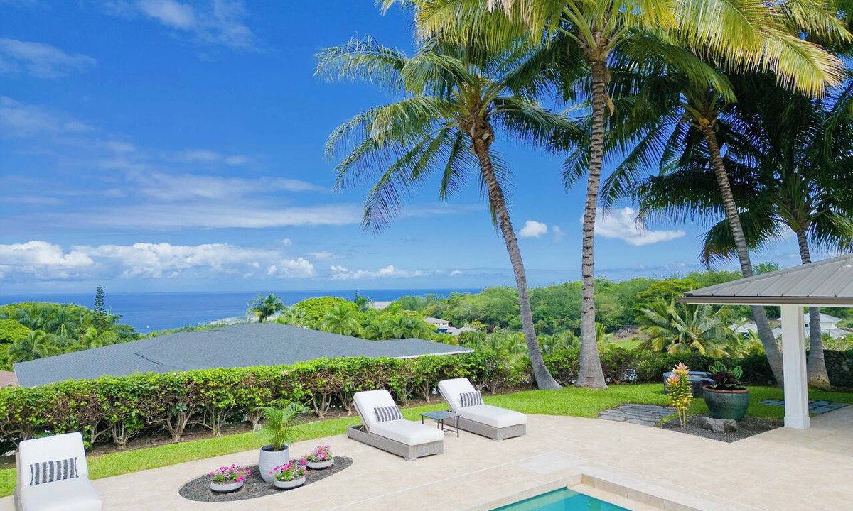 Kailua-Kona House | Last Minute Booking Sale! Luxury Retreat in Kona with Saltwater Pool