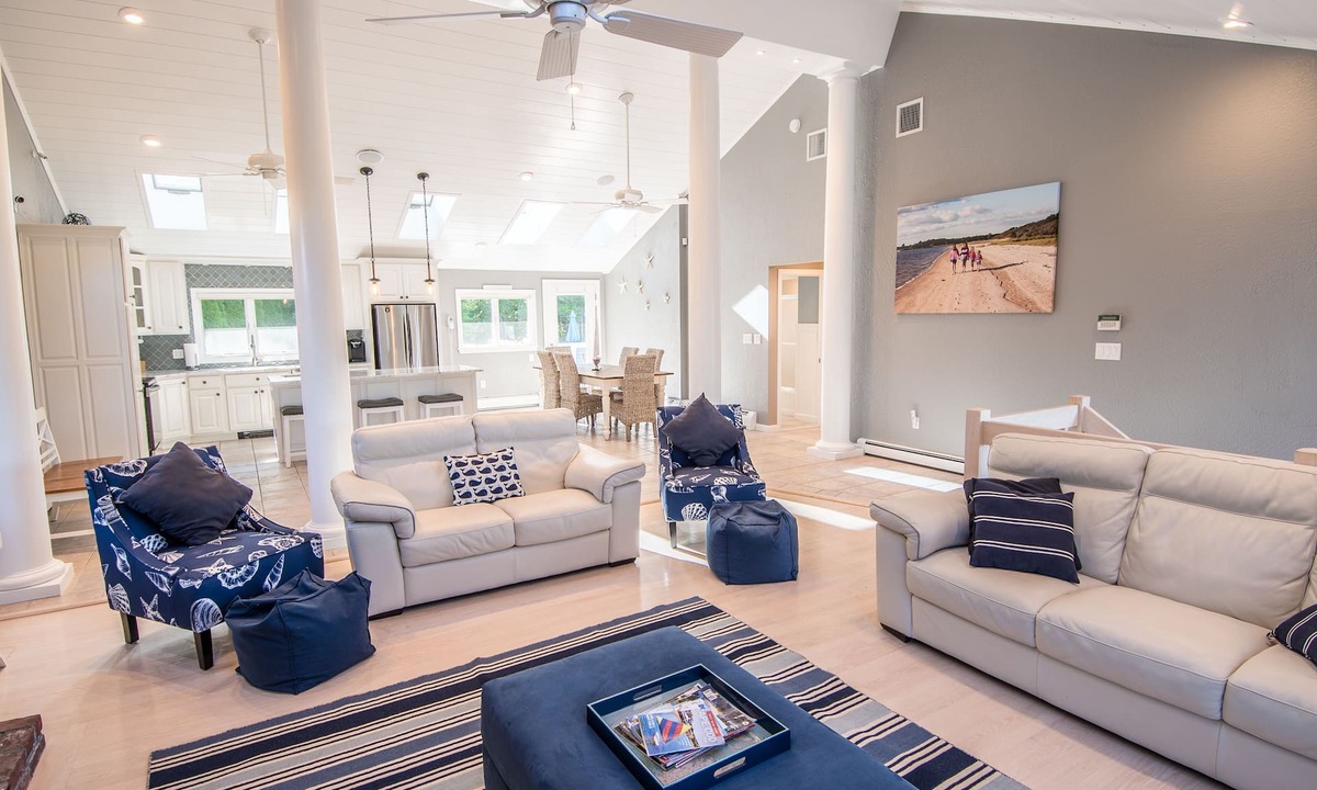 Mashpee House | Luxurious & Spacious 6 Bed/5 Bath Home with Ocean Views, New Seabury, Cape Cod