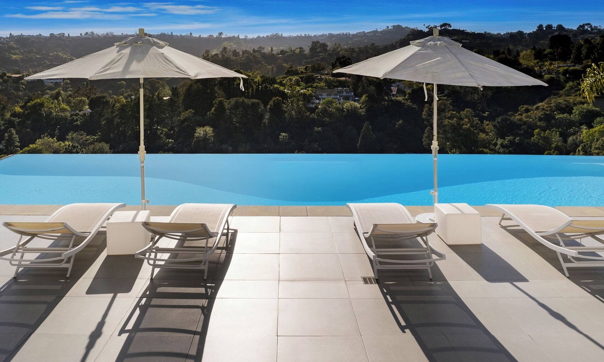 Beverly Glen Villa | MODERN VILLA IN BEVERLY HILLS