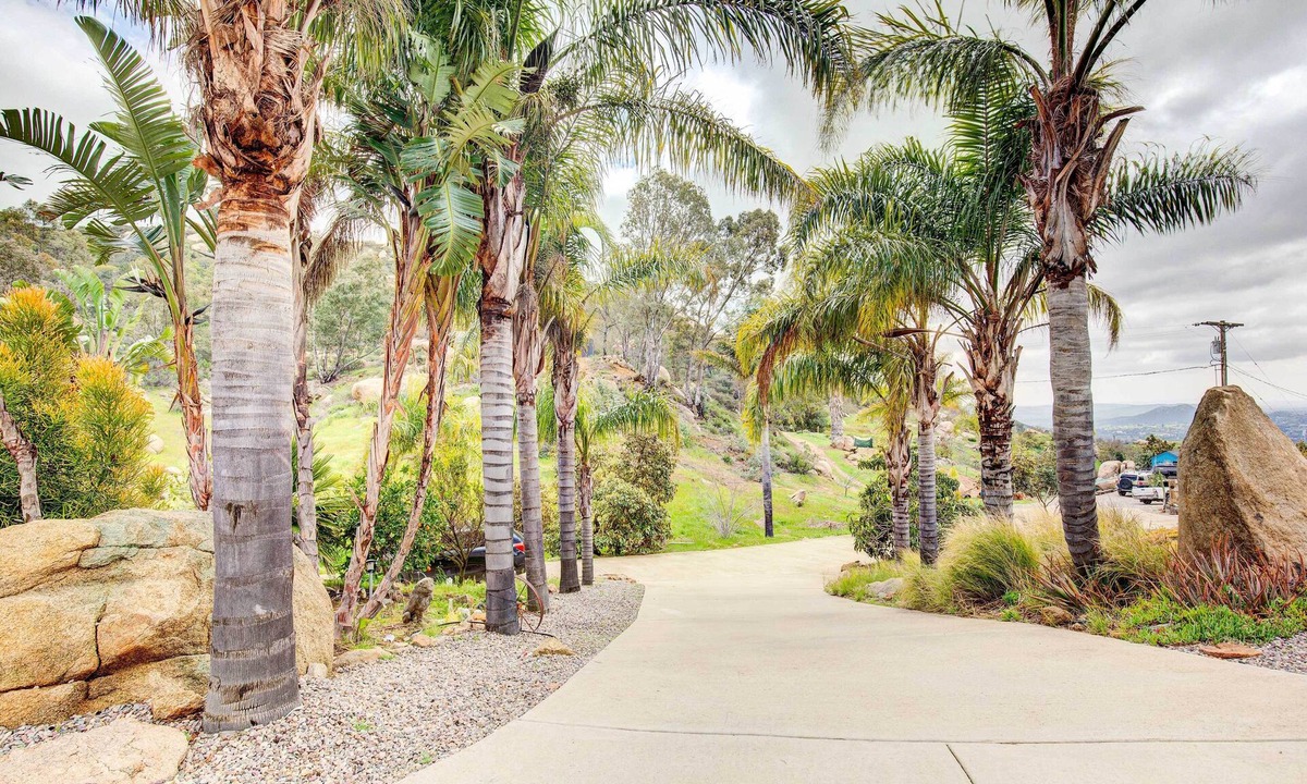 Ramona Cottage | Mountaintop Ramona Home: Private Pool, Near Lake!