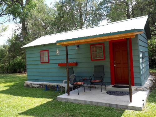 Pecos House | Nature's Oasis: Riverside Glamping Getaway in the Heart of New Mexico