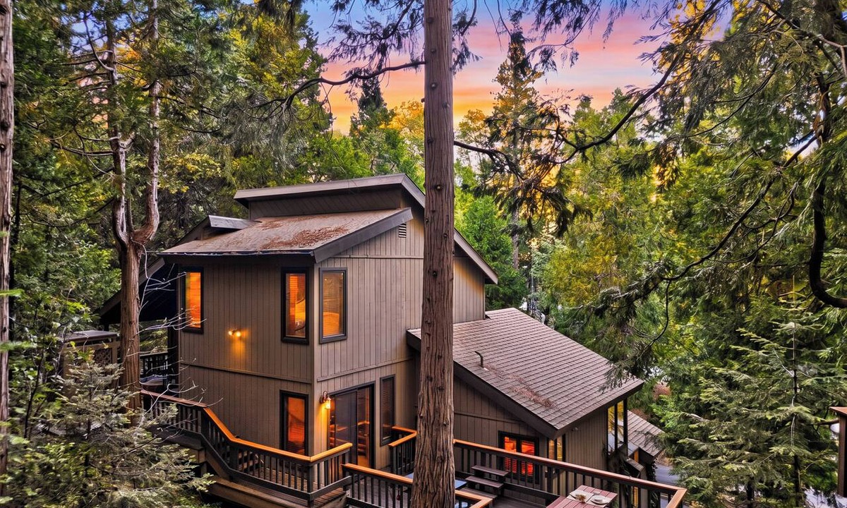 Cedar Glen Cabin | Pine-View Cabin Game Room + Fire Pit + Trail Access | Whispering Pines