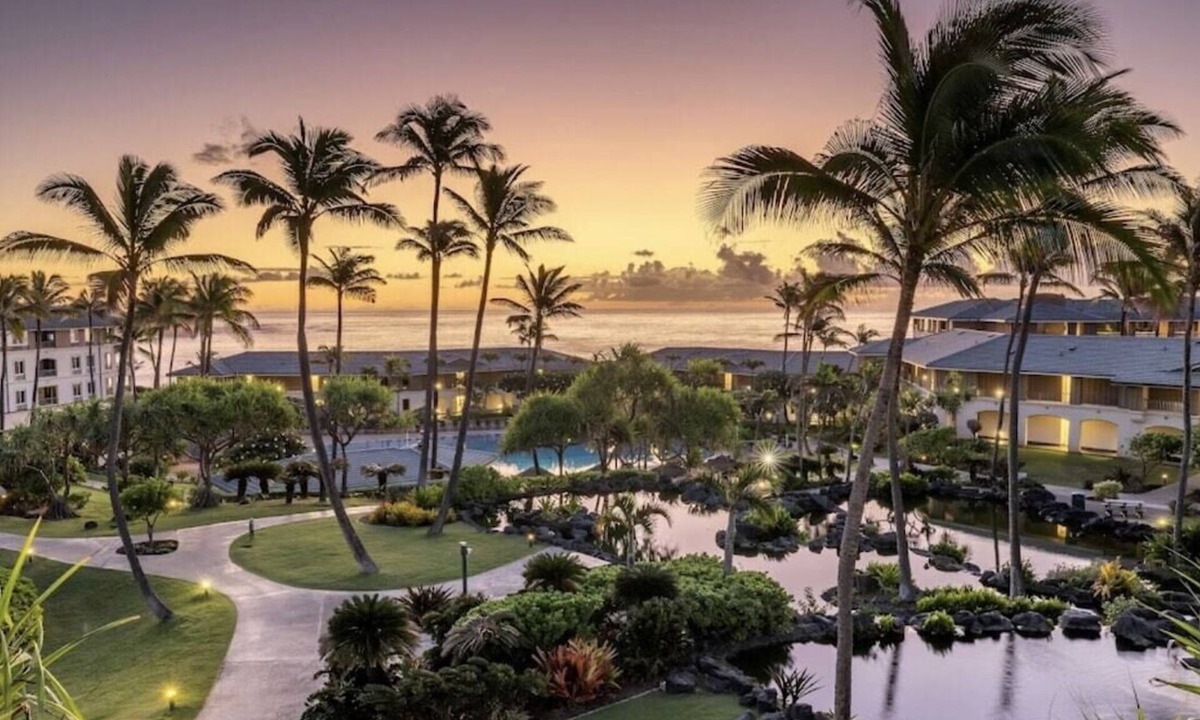 Poipu Condo | POIPU RESORT, sand POOL, daily fresh towel exchanges, turtles, cascading ponds