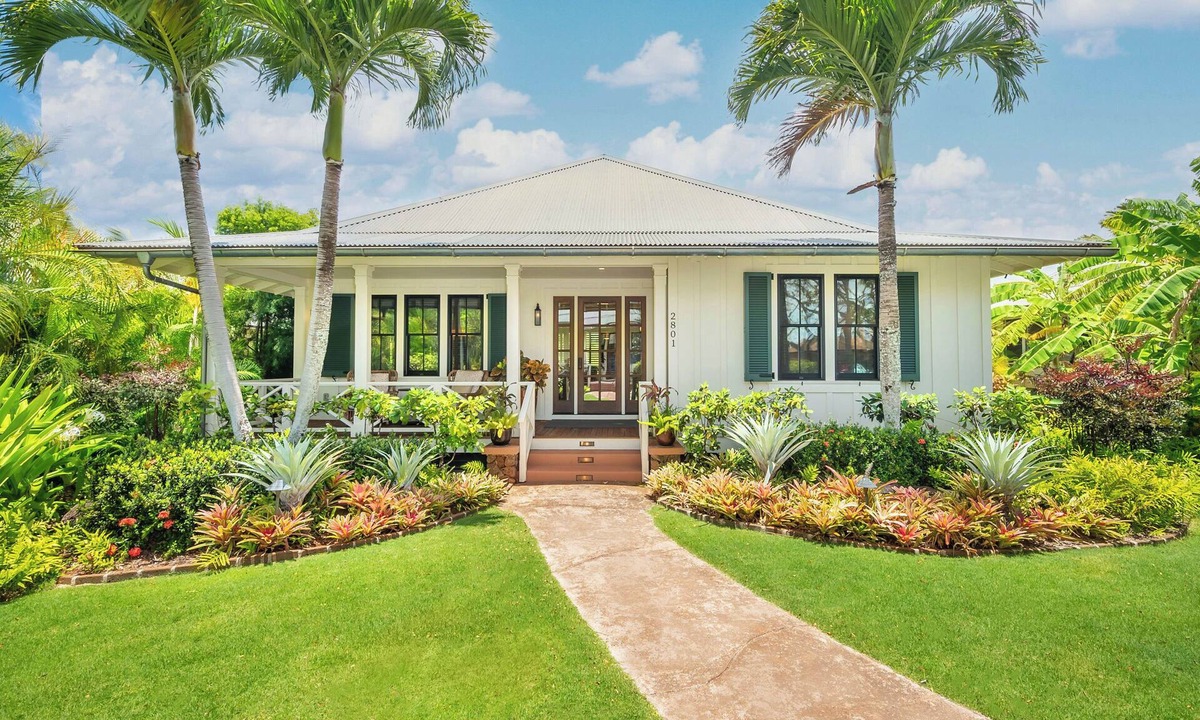 Kukuiula Cottage | Resort Amenities | Golf Course View | Cottage + Guesthouse
