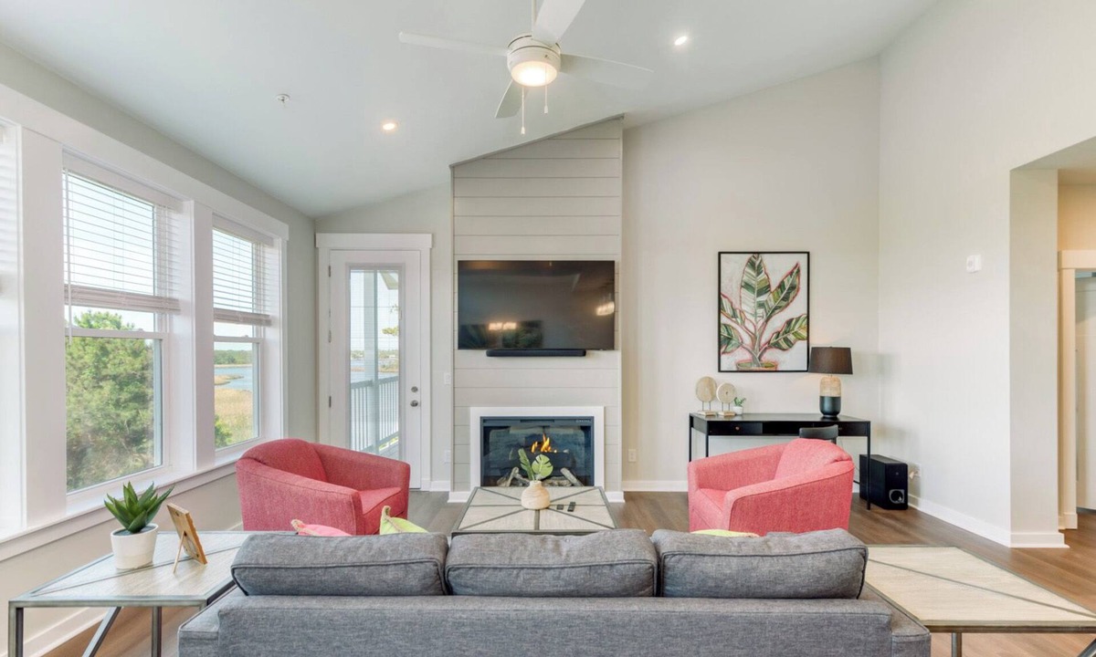 Bermuda Bay Condo | Sapphire Sound 3 Bedroom Condo at Hamilton Cay Reserve