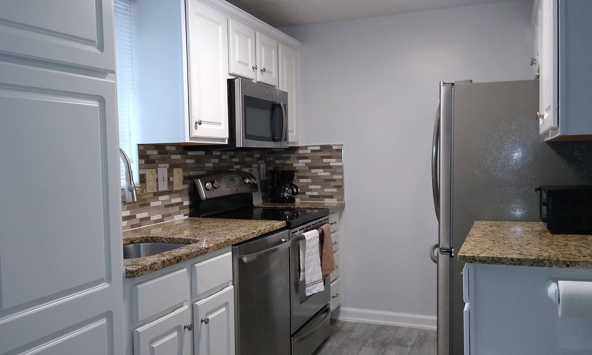 Cloverly House | Spacious 4-Bedroom Townhouse – Perfect Fall Getaway in Silver Spring 34/50