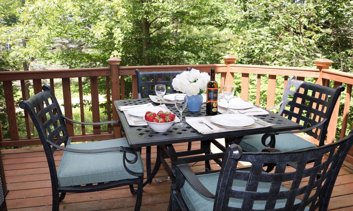 Boyne Falls Condo | Summer is Here - Boyne Mountain Disc - sleeps 10