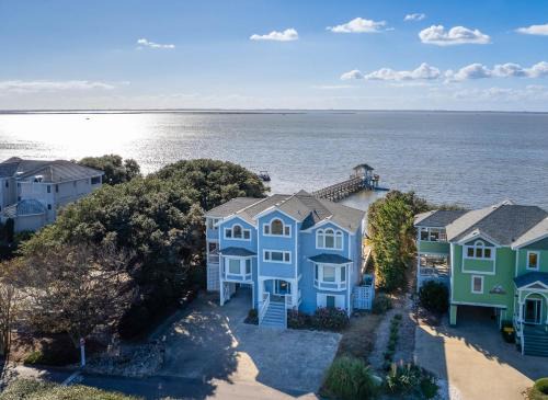 Monteray Shores House | Sunset Sonata - Corolla, Monteray Shores, Soundfront, Pool, Pool Table, Pets OK, Community Amenities