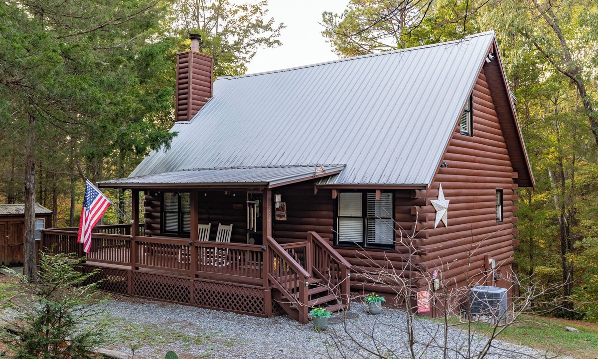Warm Springs Cabin | Visit Star Haven for Labor Day - Fiber Wifi! - Close to Callway Gardens