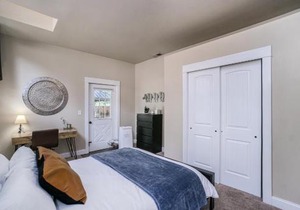 Gorgeous Guest Suite - Walk to Old Town and CSU!