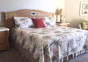 Sun, Fun, White Sand Beaches and Ocean Breezes! Do it all at The Summerhouse!