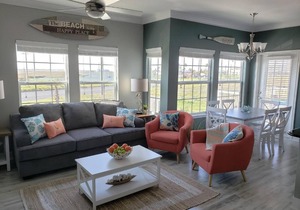 WhiteCap Beach, Pool, BBQ Sleeps 8