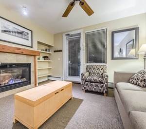 Zephyr Mountain Lodge Park 