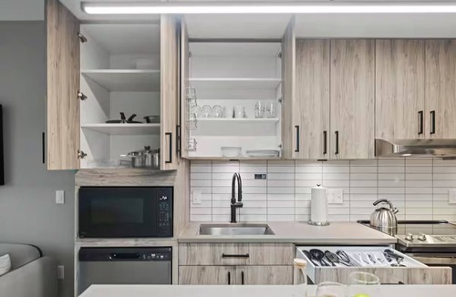 Navy Yard Apartment | 2 Units | Gorgeous Family Stay Near U.S. Capitol | Minutes to National Mall