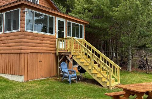 Dexter House | 3BR Lakefront Dog-Friendly w/Dock