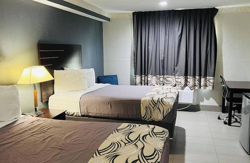 North Shore Hotel | 4 Budget-Friendly Rooms Perfect for a Relaxing Stay Near Houston Local Landmarks