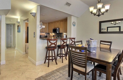 Rock Harbor House | 411 Mariners Club - This 4-bedroom tri-level townhouse is perfect for couples, family & friends