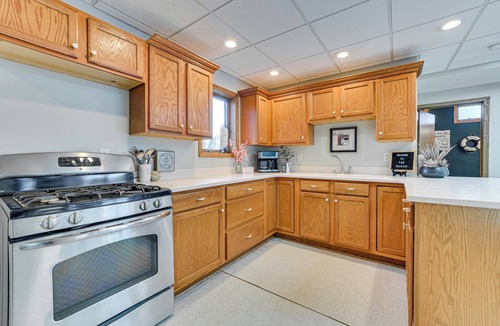 Rapid City House | 7,000 Sq Ft! Private Rapid City Estate w/Pool