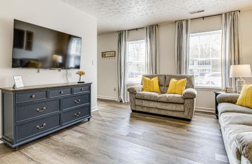 Wayne House | 9 Mi to Dtwn Indianapolis: Family-Friendly Home!