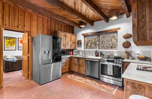 Northeast Santa Fe House | Authentic Adobe Retreat - Family & Group Getaway