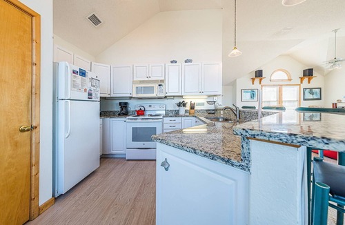 Carolina Dunes House | Banana Republic - Duck, Carolina Dunes, 200 Yds to Beach, Pool, Hot Tub, Ocean View