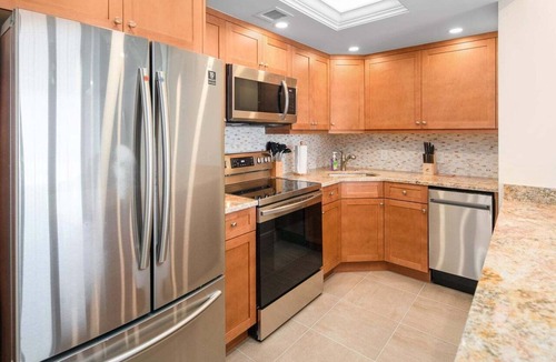 Marco Island Condo | Beachfront 2BR/2BA condo with pool, WiFi, and coastal views.