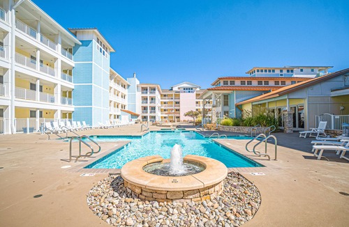 Sandbridge Condo | Beautiful bayside 2nd-floor condo with parking, 3 outdoor pools, gym, & AC