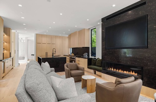 West End House | Brand new 4-bedroom house in gorgeous Aspen with fitness and wellness oasis.