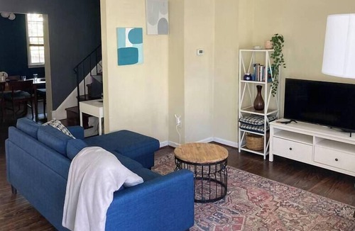 Brightwood Park House | Bright & airy home in Petworth (with parking!)