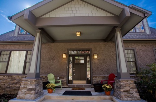 Black Mountain House | Burnt Ridge Retreat | Luxury Black Mountain Home w/Game Room & Mountain Views