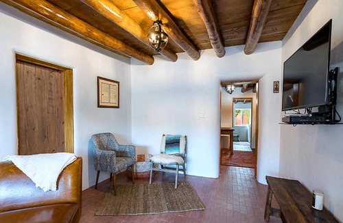 Chupadero House | Casa Sarita, 3 Bedrooms, Patio, Ground Floor, Sleeps 8